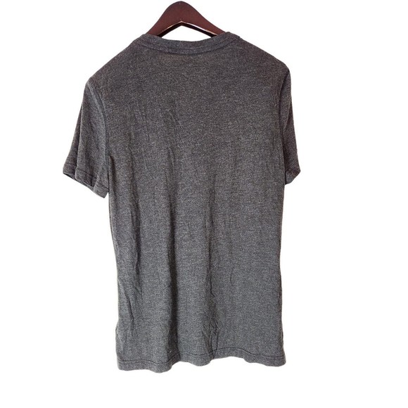 Reebok Women's Gray UFC Training V-Neck Short Sleeves T-Shirt Size L‎ - Picture 2 of 9